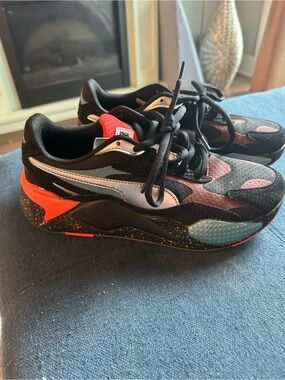 Puma Black, Pink & Orange Low-Top Sneakers